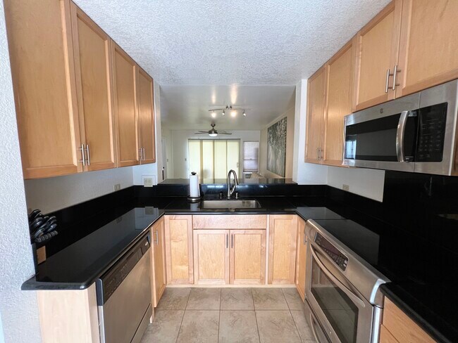 Foto del edificio - 1090 Ala Napunani St