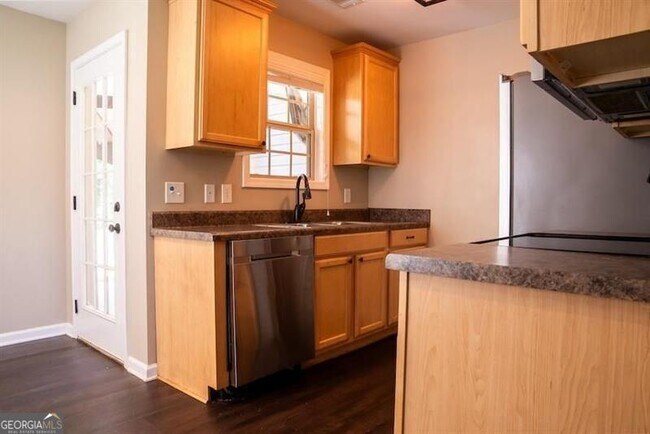 Building Photo - 108 Rand Way