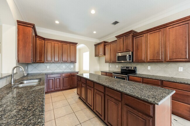 Building Photo - 11118 Cape Primrose