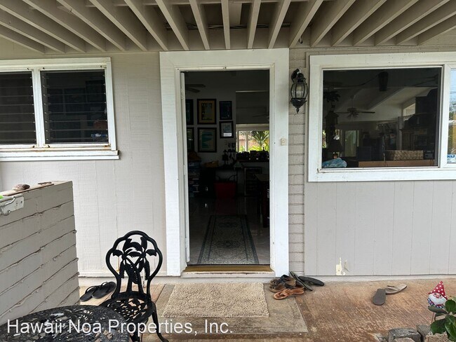Building Photo - 3 br, 2 bath House - 572 A N. Kalaheo