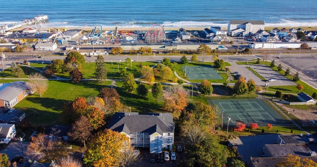 Building Photo - 5 Sunset Dr