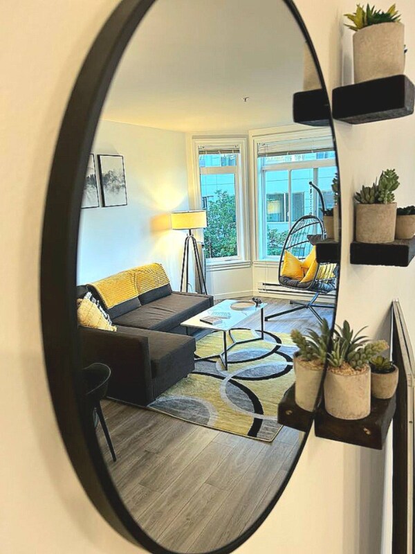 Foto principal - 2415 2nd Ave