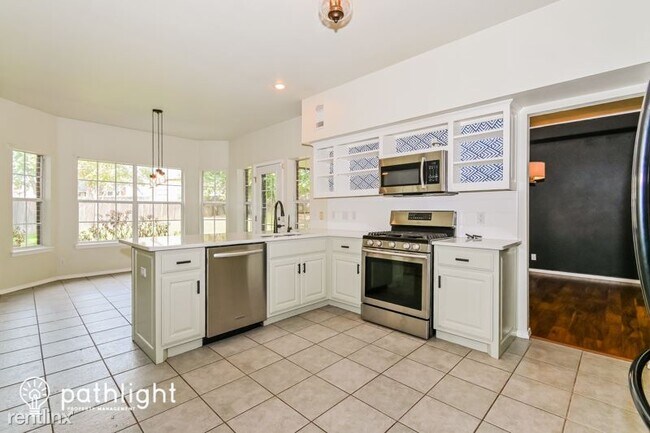 Foto del edificio - 4 br, 2.5 bath House - 4604 W Quincy Street