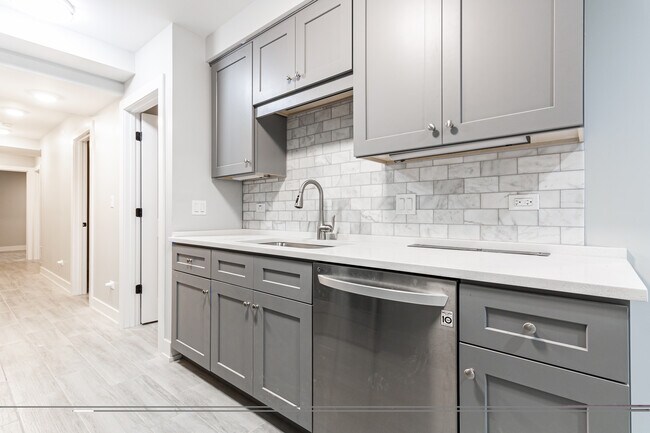 Foto del edificio - 1458 W Chestnut St