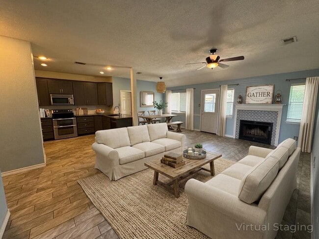 Foto del edificio - 3306 Levy Ln