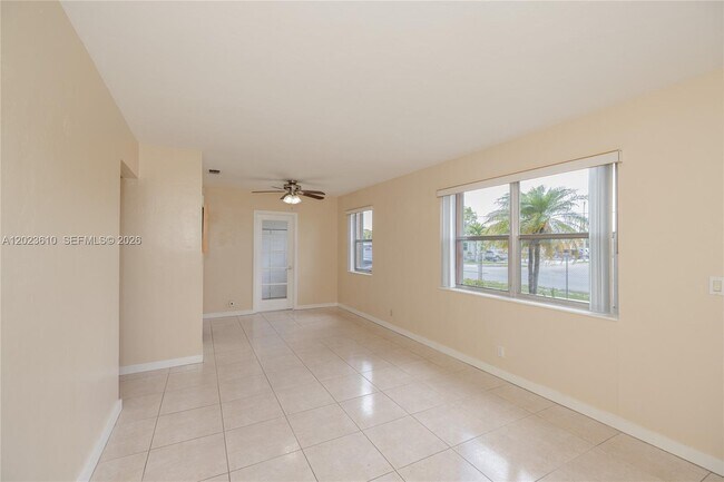 Foto del edificio - 540 SW 60th Ave