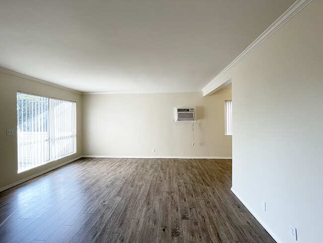 Building Photo - 283 W Montecito Ave