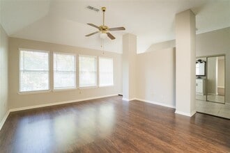 Building Photo - 16434 Concord Falls Ln