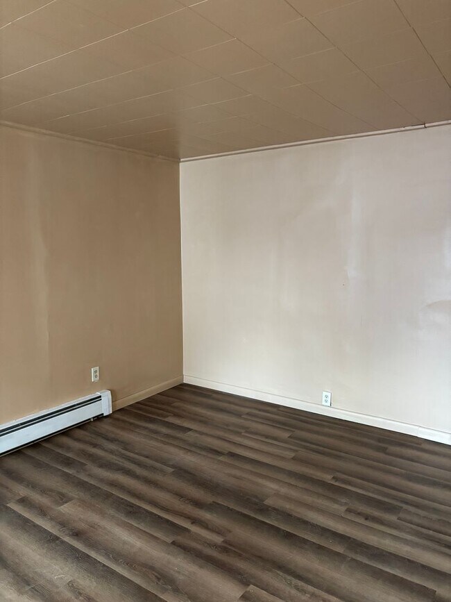 Foto del edificio - Available NOW! 3 Bed 1 Bath in Newville, PA!