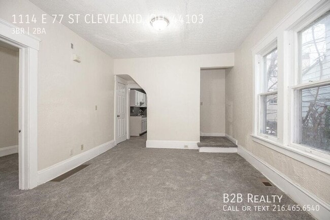 Foto del edificio - 1114 E 77th St