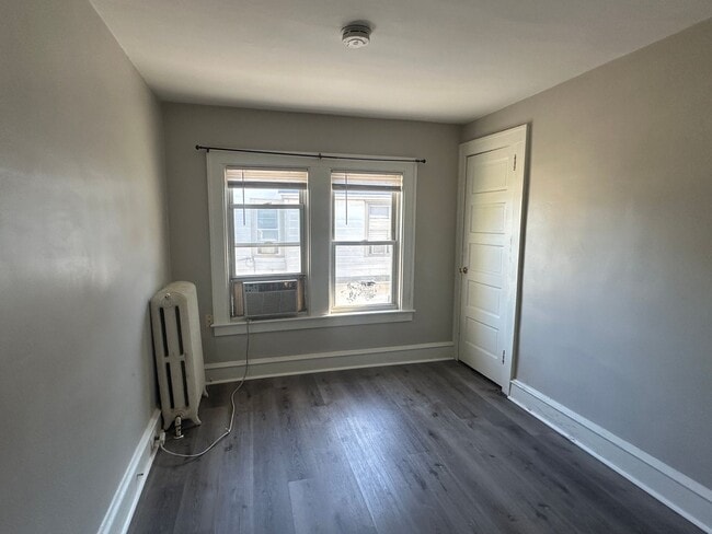 Foto del edificio - 720 Clifton Ave