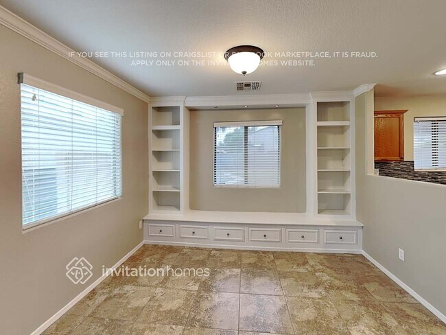 Foto del edificio - 1875 E Renegade Trail