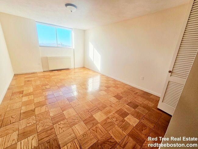 Photo - 101 Monmouth St Apartment