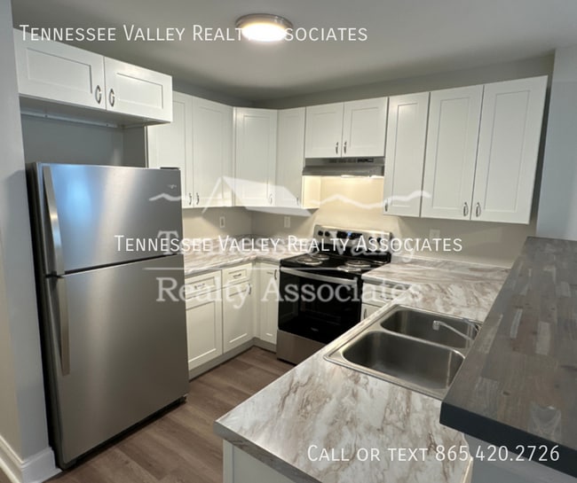 Photo - 4200 McCalla Ave House