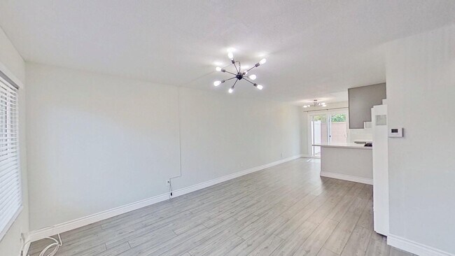 Foto del edificio - 10692 Oak St