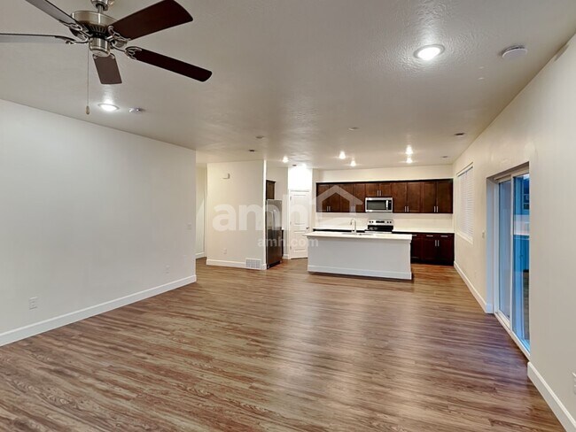 Foto del edificio - 231 Allen Ln