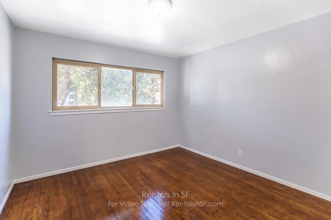 Foto del edificio - 290 Miramar Ave