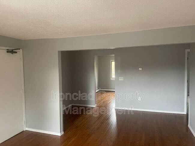 Foto del edificio - 818-826 Pine Street