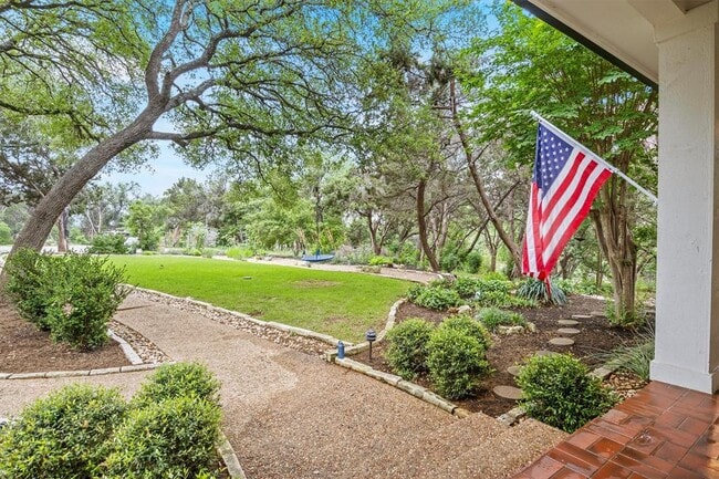 Building Photo - 9216 Silver Pine Cove