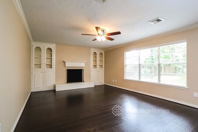 Building Photo - 7610 Theisswood Rd