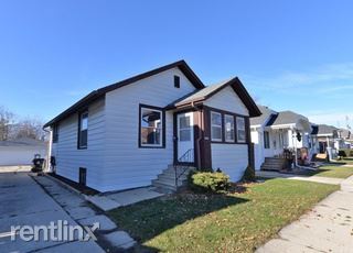 Primary Photo - 2 br, 1 bath House - 2220 Blake Ave