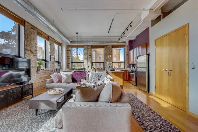 Foto del edificio - 1701 NE Madison St