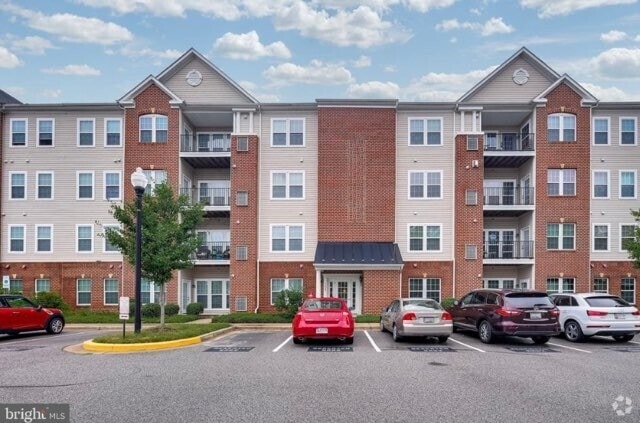 Building Photo - 1622 Hardwick Ct