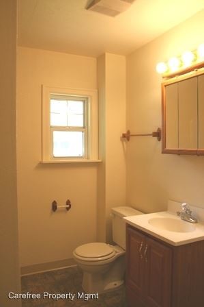 Building Photo - 2 br, 1 bath House - 5254 SE Cooper St