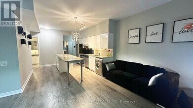 Building Photo - 29 Singer Ct