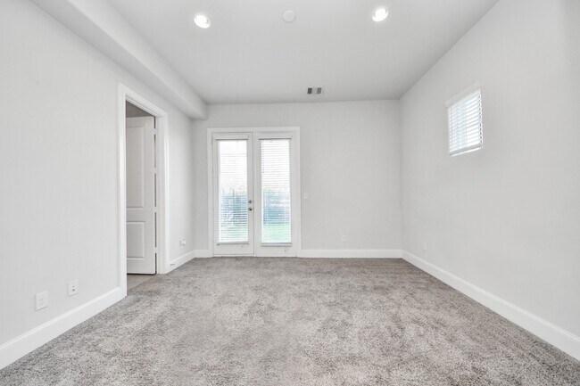 Foto del edificio - 826 Cage St