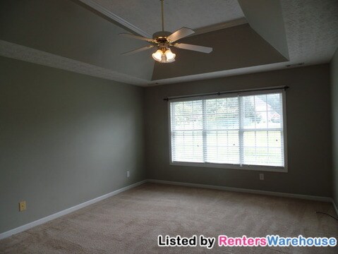 Foto del edificio - 111 Shadow Lake Dr
