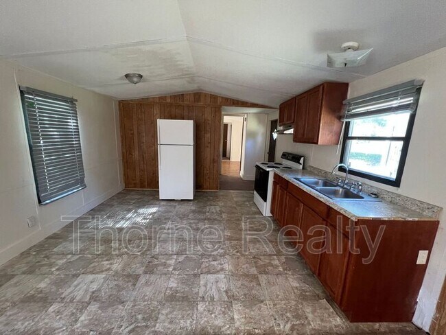 Foto del edificio - 128 Timberview Ln
