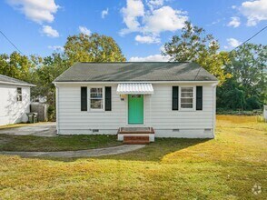 Building Photo - 206 Raynor St