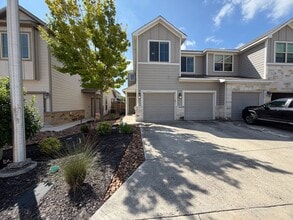 Building Photo - 724 Gristmill Dr