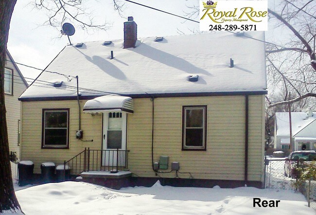 Building Photo - 3 br, 1 bath House - 26408 Wolverine St
