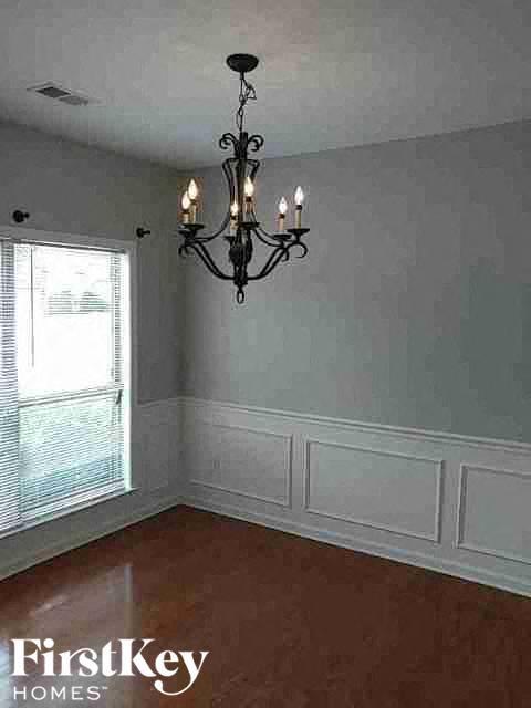 Building Photo - 768 Forest Lakes Dr