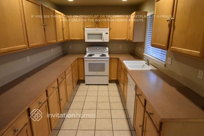 Foto del edificio - 13421 Des Moines Memorial Dr S