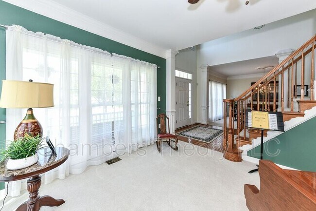 Building Photo - 22478 Forest Manor Dr