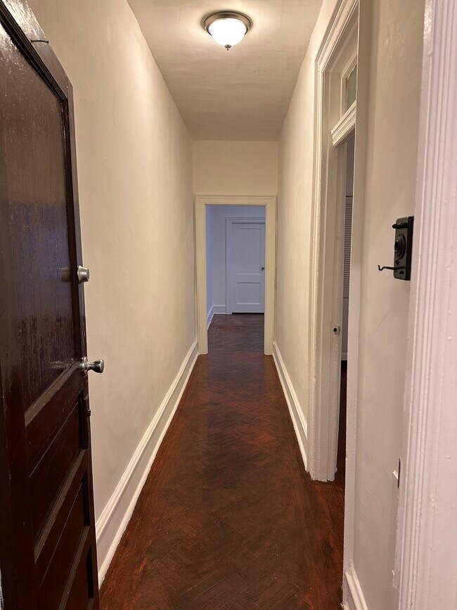 Hallway - 4618 Walnut St