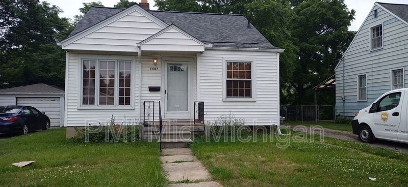 Primary Photo - 2502 Prospect St