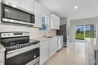 Building Photo - 7744 Syracuse Dr
