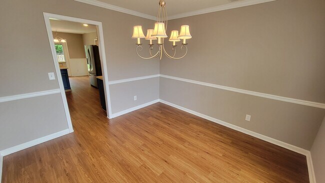 Photo - 5 Bed, 3 Bath Home Available in Greer