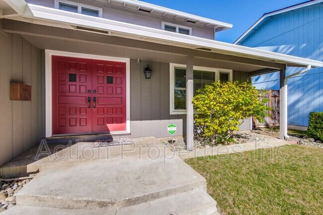 Building Photo - 2567 Horace Ave
