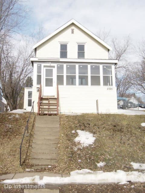 Building Photo - 2325 W 7th St