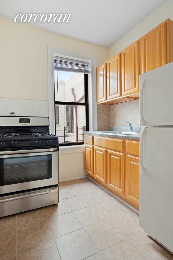 Primary Photo - 540 82nd St