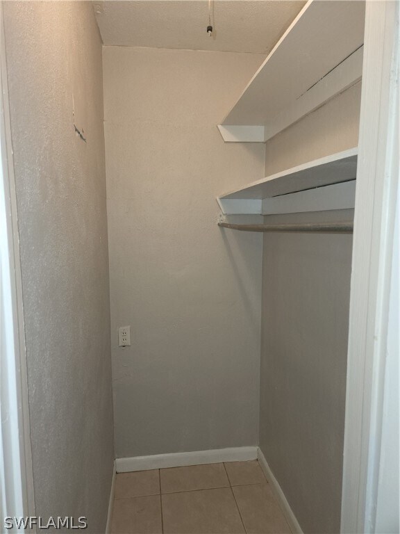 Foto del edificio - 1349-1351 Bradford Rd