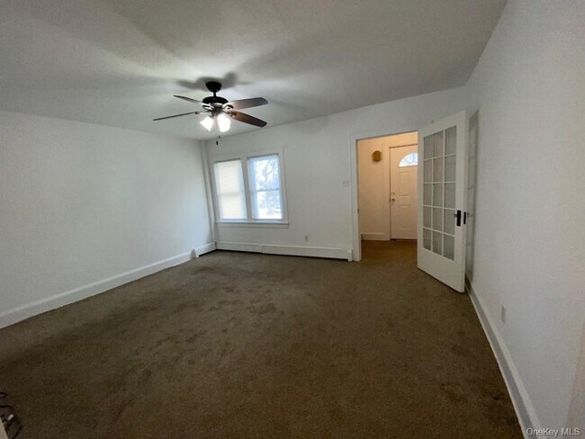 Foto del edificio - 56 Millspaugh Ln