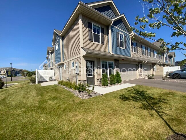 Building Photo - 10901 Territorial Trail