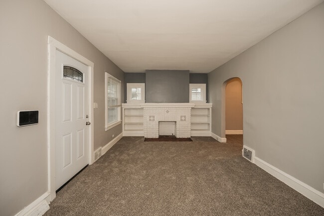 Building Photo - 3638 Ludgate Rd