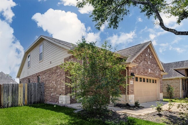 Building Photo - 6107 Nicholas Ln